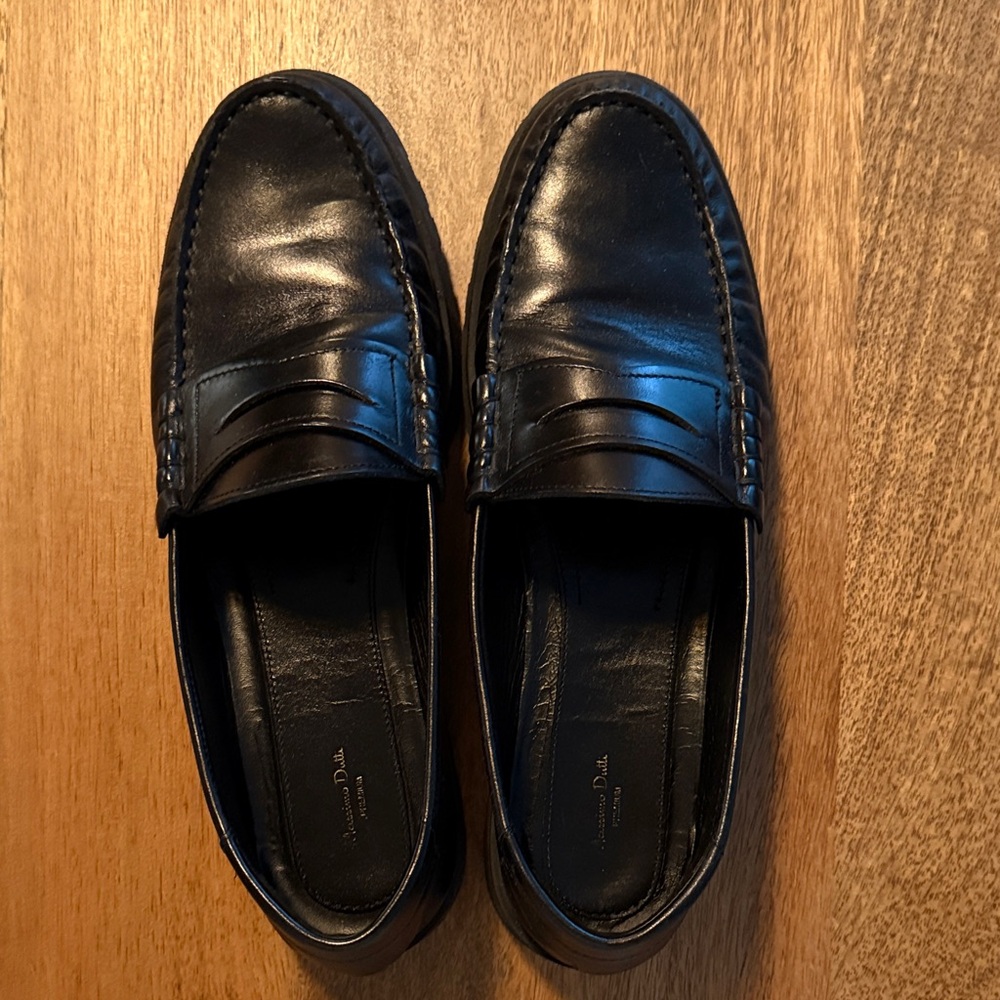 Massimo Dutti Premium Black Leather loafers